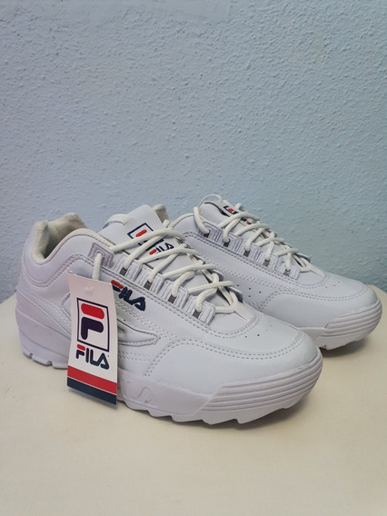 fila blancos