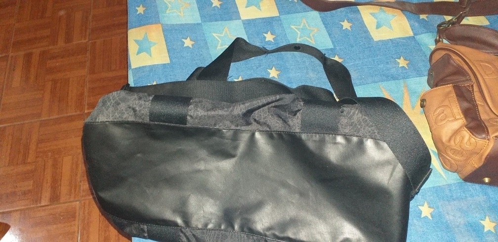 bolso nike cuero
