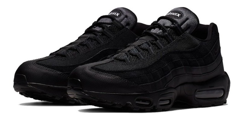 air max 95 triple black