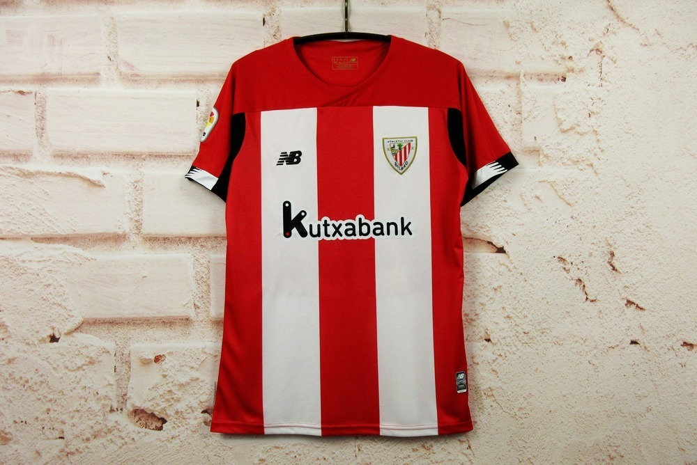 Camiseta Futbol Atletico Bilbao 1920 $ 1.790,00 en Crear camiseta Athletic Bilbao 201920. Crea tu camiseta de
