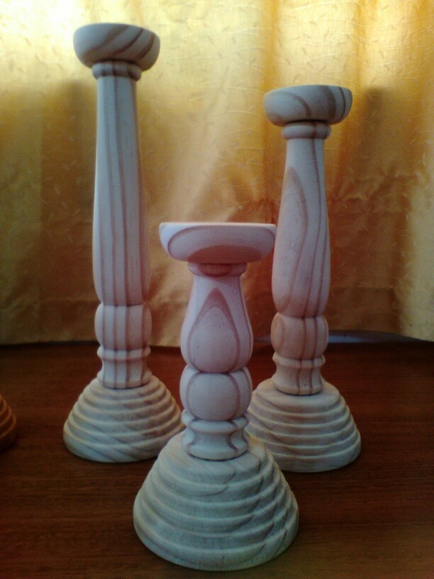 Candelabros En Madera,taller El Fresno,torneria En Madera. - $ 240,00