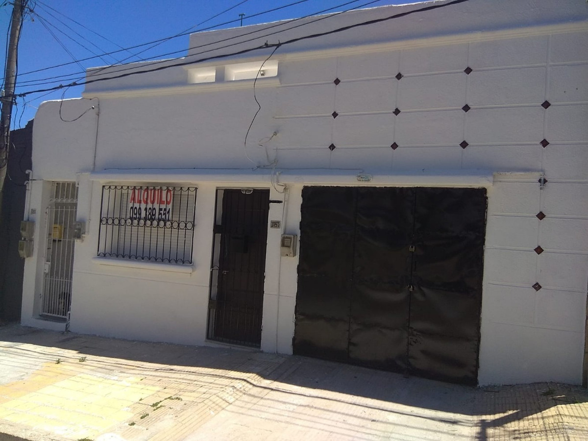 Casa Con Garaje - $ 20.000 en Mercado Libre