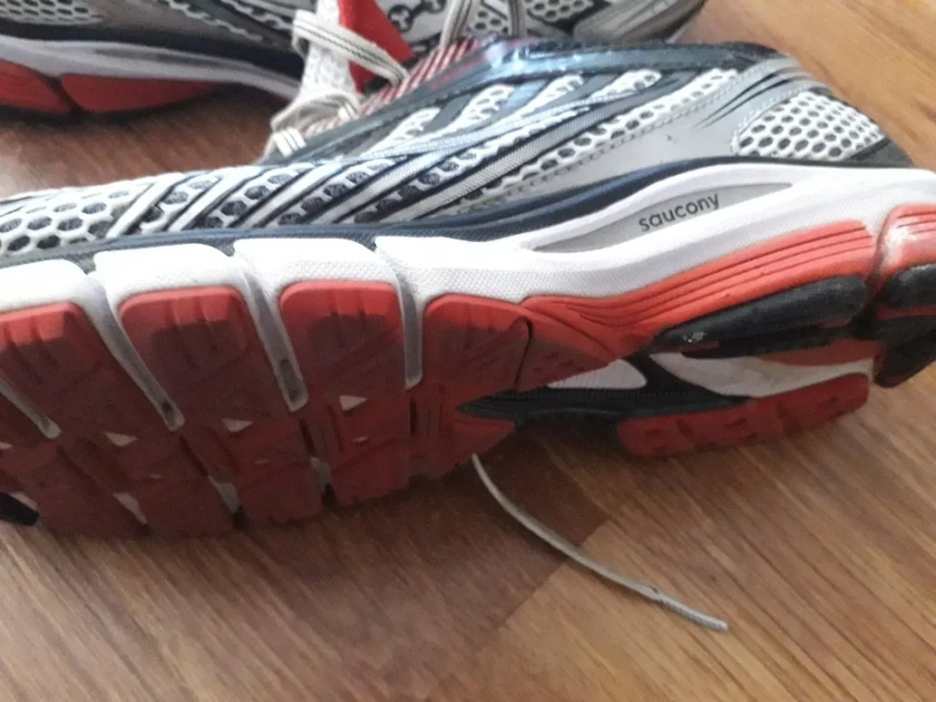 championes saucony