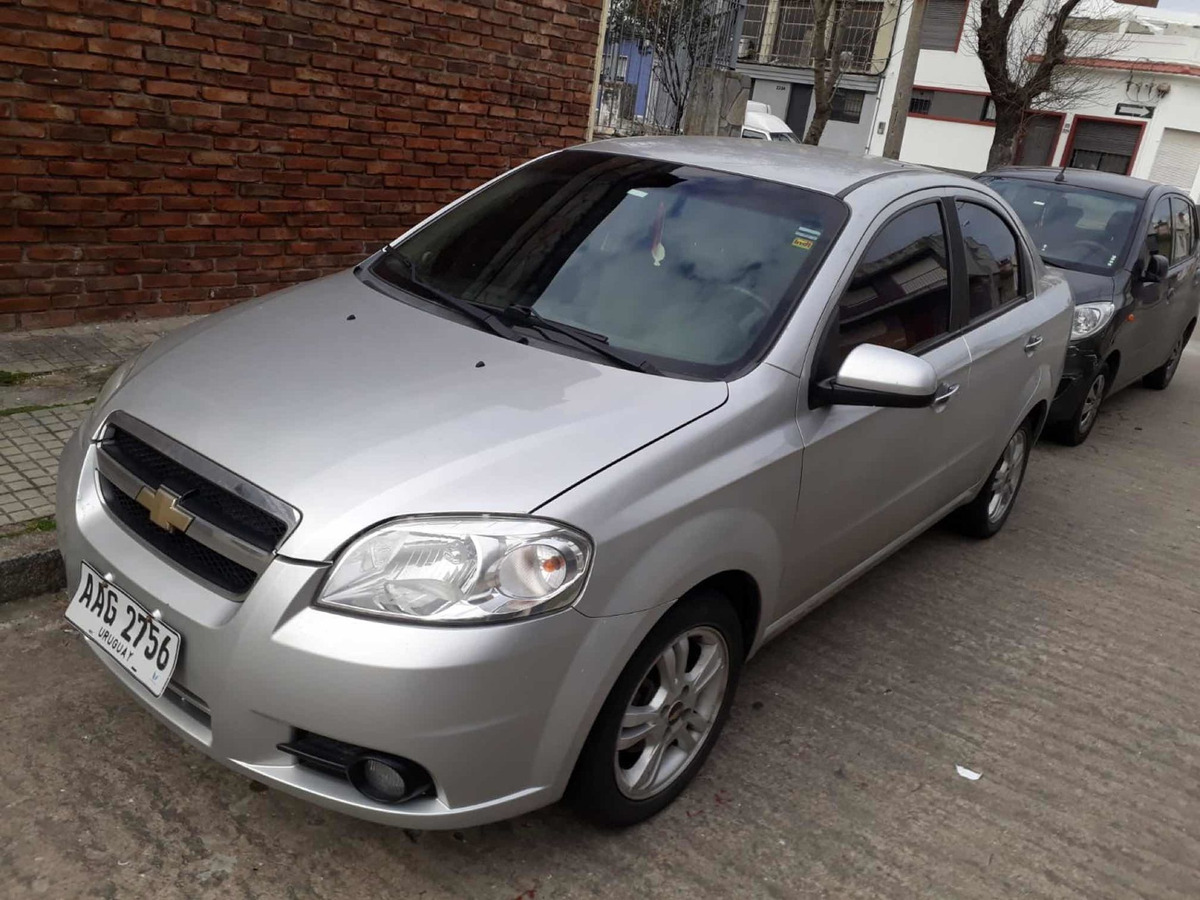 Chevrolet aveo 300