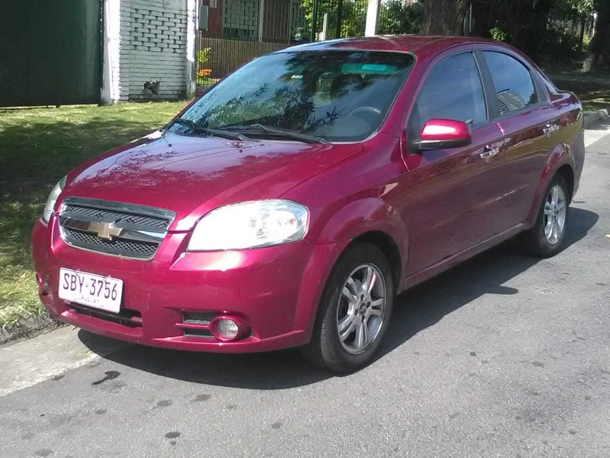 Chevrolet aveo 2012 года