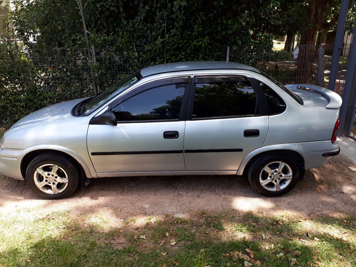 Opel corsa chevrolet aveo