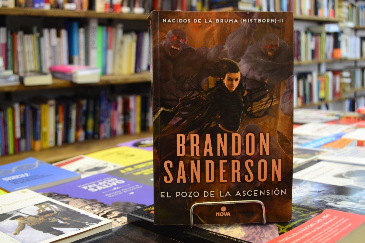 el pozo de la ascensión. nacidos de la bruma 2. b sanderson. Cargando zoom.