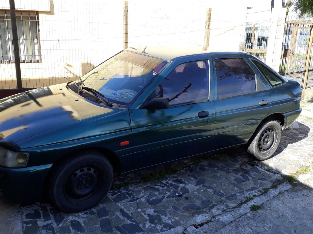 Ford escort lx