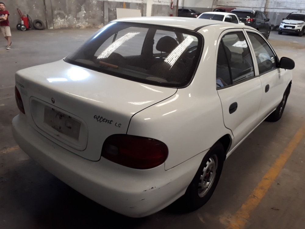 Hyundai Accent Motor 1.3 1996 5 Puertas Blanco US 5.200