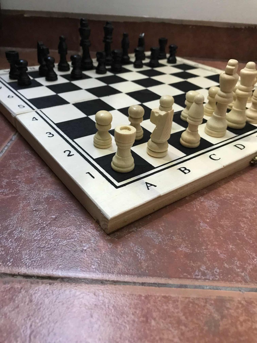 Juego De Ajedrez De Madera 399,00 en Mercado Libre