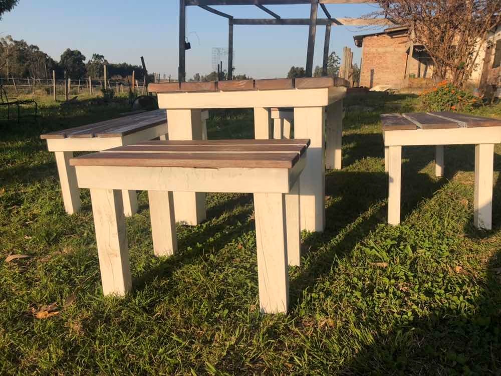 Juego De Patio, Madera Maciza De Álamo, Para Jardín O Deck - $ 9.500,00