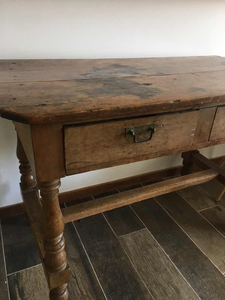 Mesa De Cocina Antigua - $ 2.500,00 en Mercado Libre Mesa De Cocina Antigua - $ 2.500,00 en Mercado Libre
