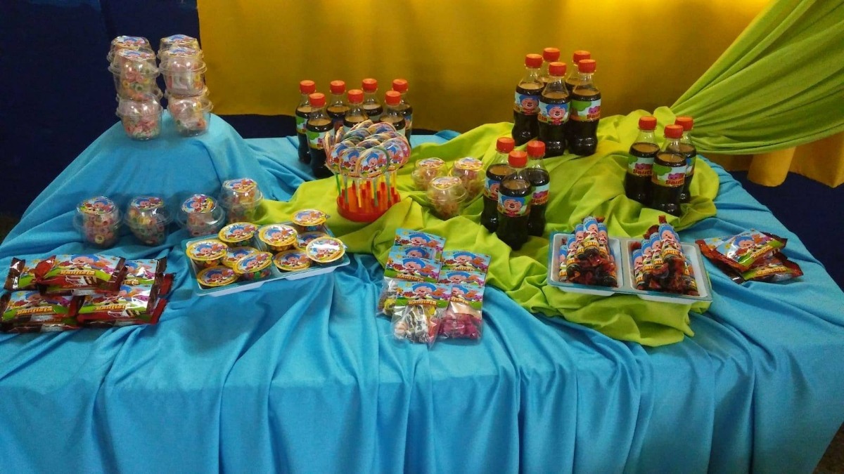 Mesa De Dulces Personalizados Golosinas Completa! 20 Niños - $ 1.200,00