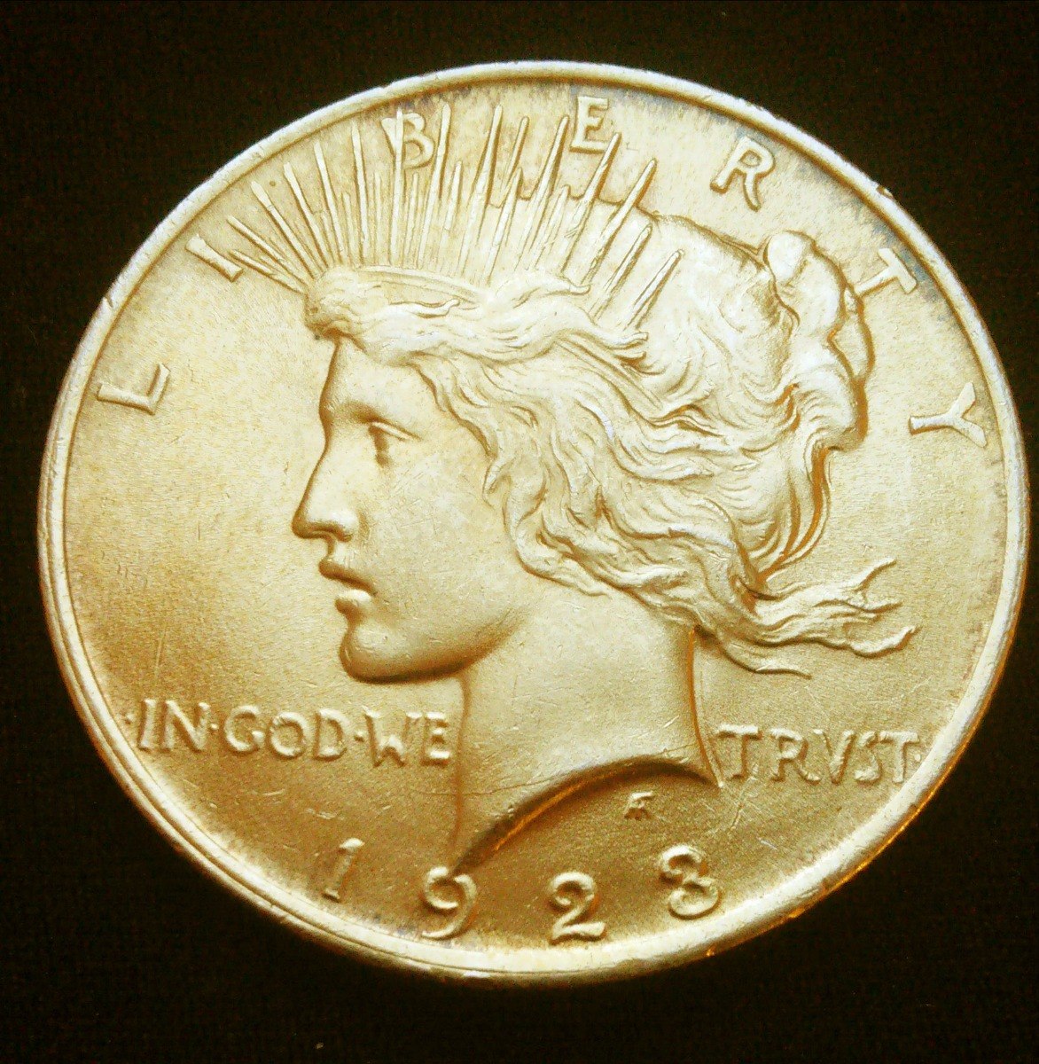 Mg Estados Unidos 1923 Moneda 1 Dólar Plata Bañada En Oro