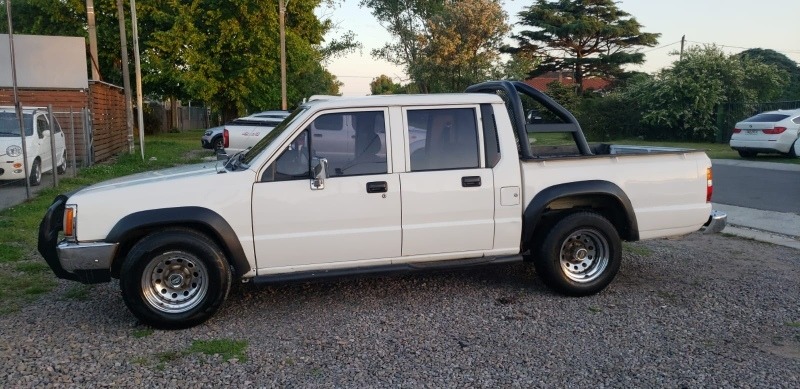 Mitsubishi l200 1996