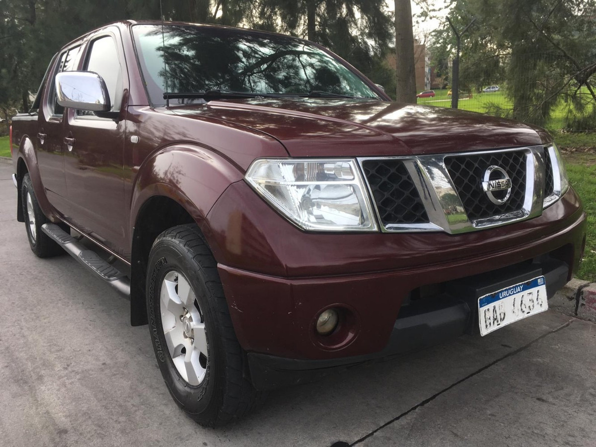 Nissan navara 2011