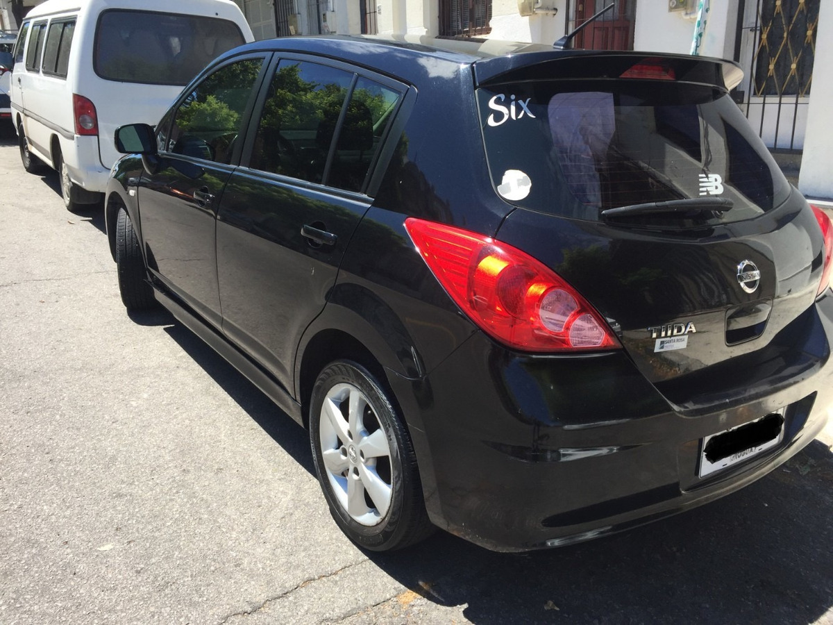 Nissan tiida 2011 хэтчбек