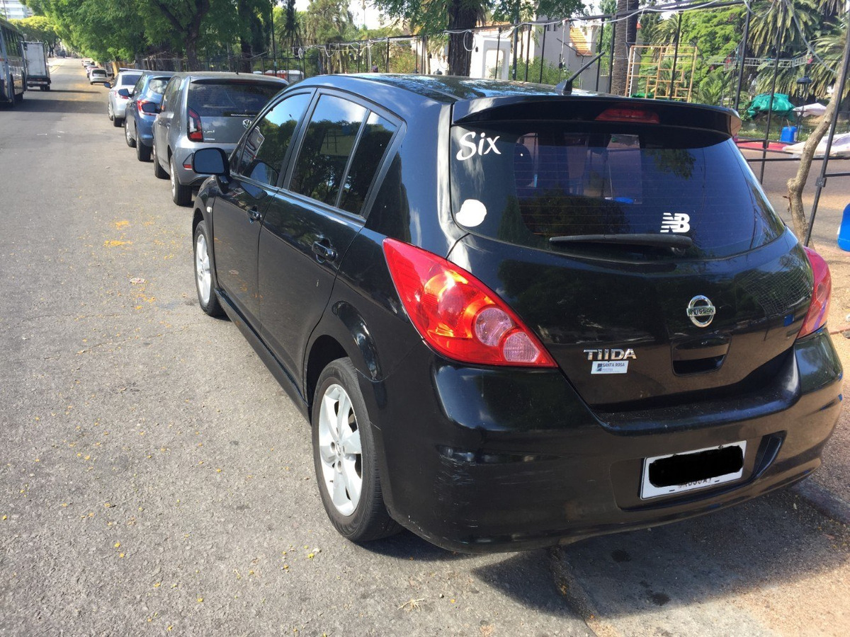 Nissan tiida 2011 хэтчбек