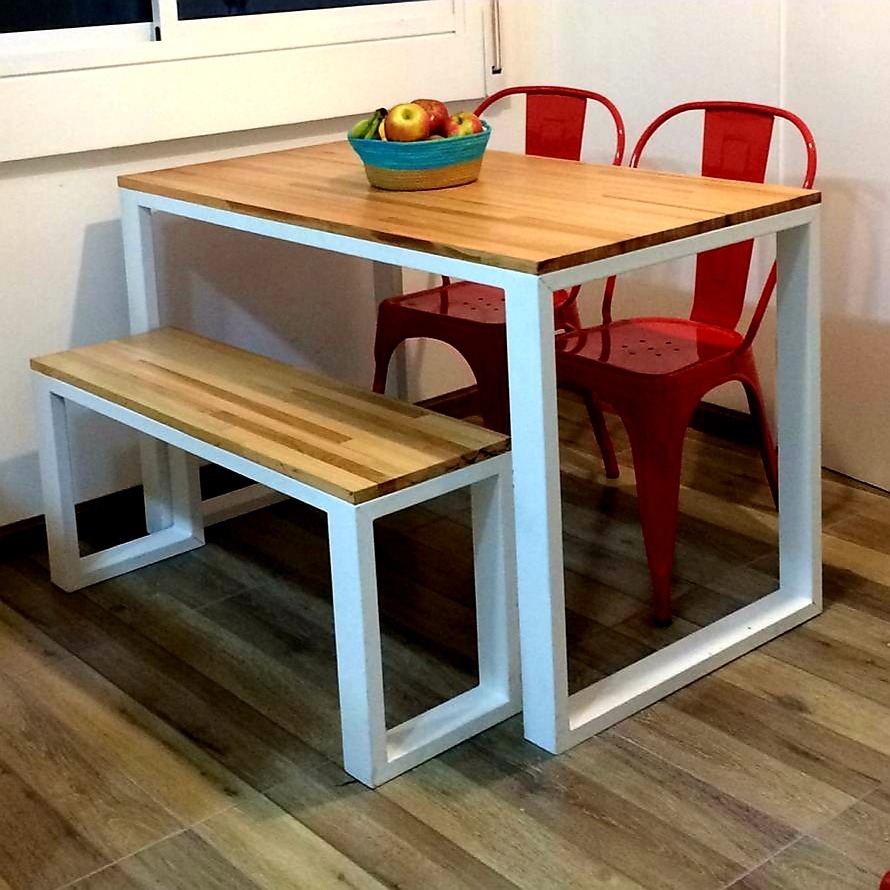 Oferta Mesa De Comedor Y Bancos En Hierro Y Madera !!! - $ 6.500,00 en