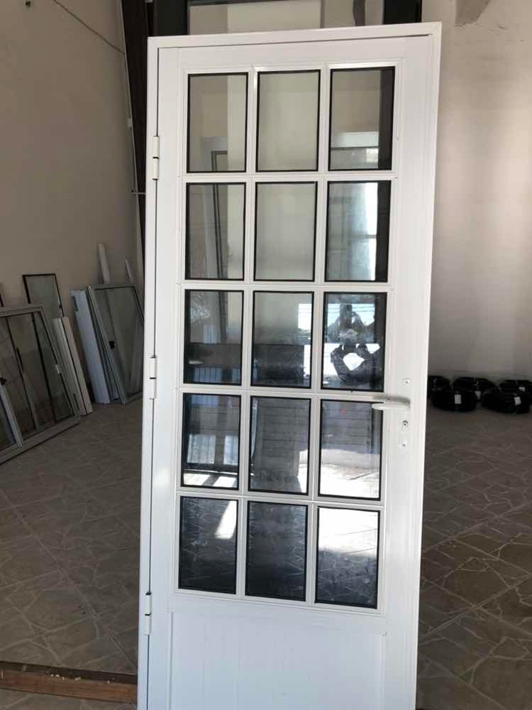 Puerta De Aluminio - $ 9.450,00 en Mercado Libre