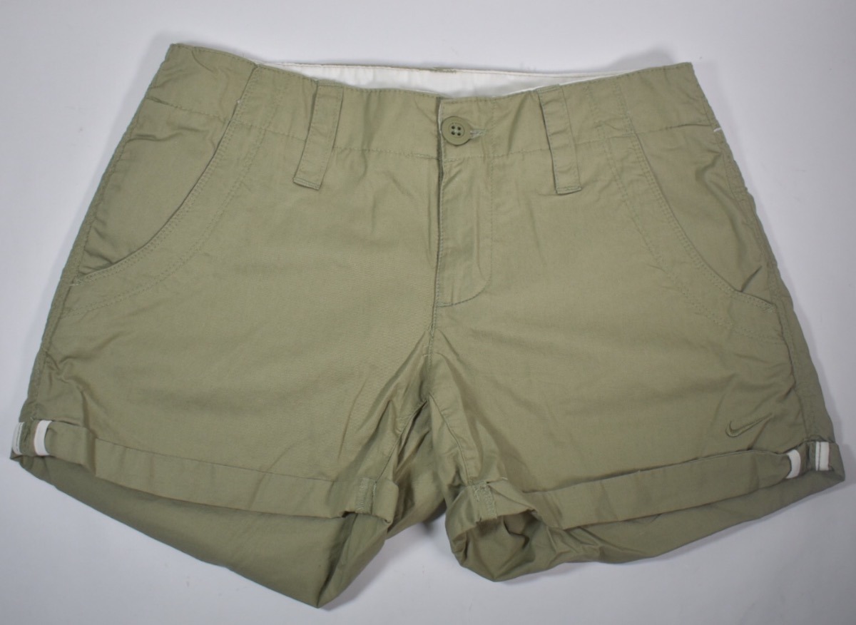 short nike verde