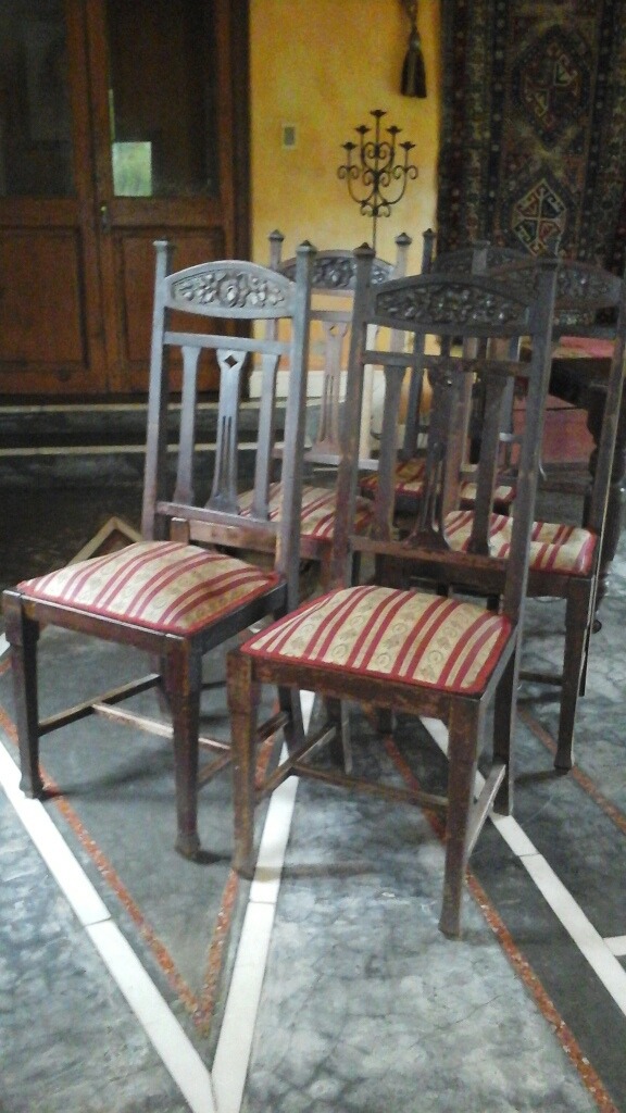 Sillas De Comedor Antiguas Con Tela Sana Necesitan Restau - $ 1.050 ... Sillas De Comedor Antiguas Con Tela Sana Necesitan Restau - $ 1.050 ...