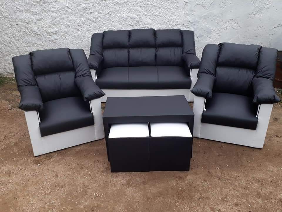 Sillones Sofa, Butacas, Juego De Living Con Mesa Y 2 Puff - $ 7.690,00