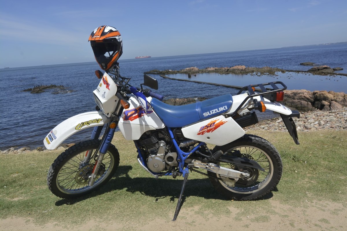 Сузуки dr 250