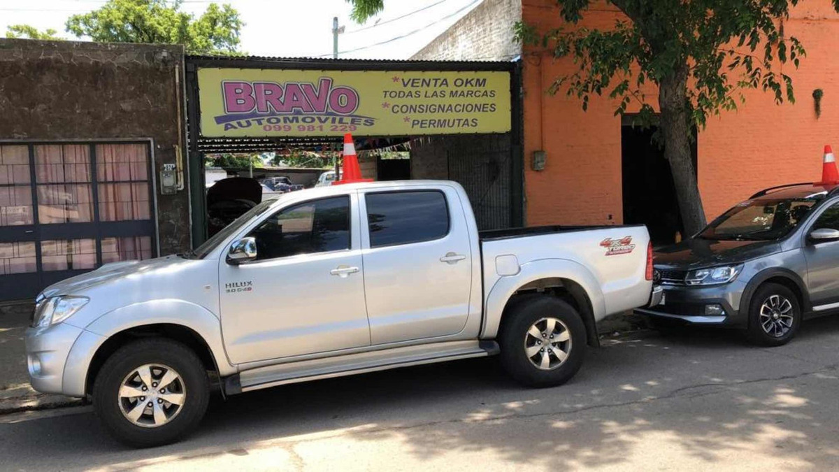 Toyota Hilux 3.0 4x4 Manual - U$S 34.800 en Mercado Libre