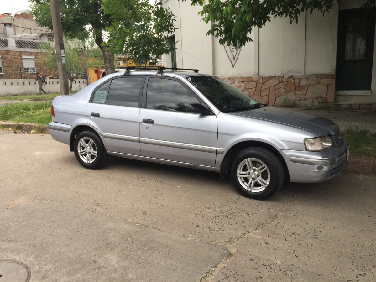 Toyota tercel 1999