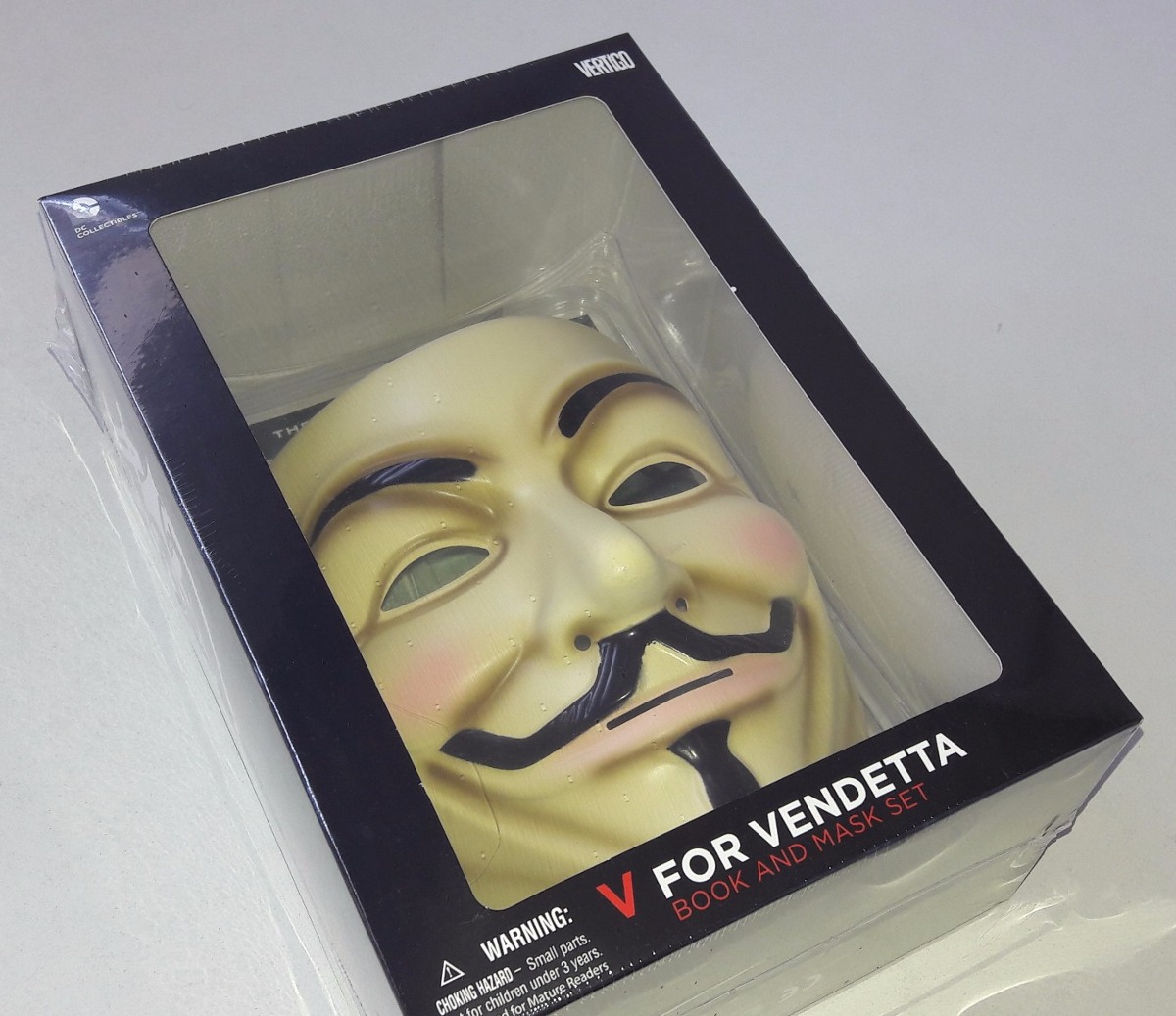 V For Vendetta Book And Mask Set Vertigo 1.700,00 en Mercado Libre