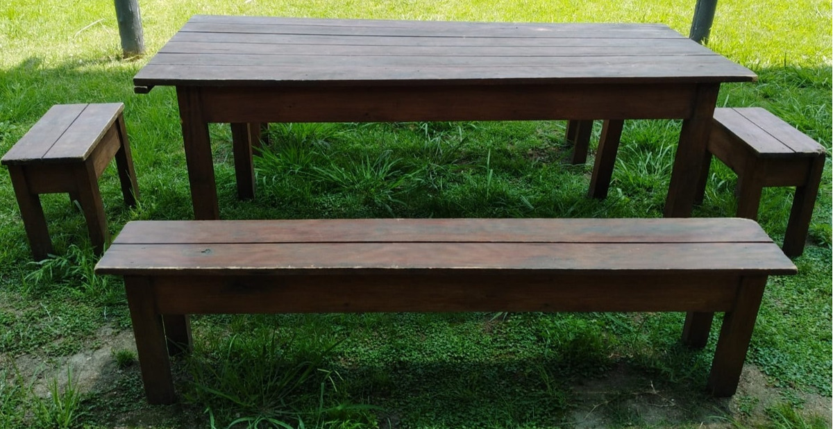 Vendo Mesa Con Bancos Para Patio - $ 8.000,00 en Mercado Libre