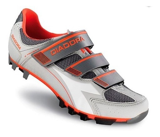 diadora trivex